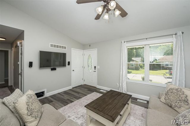 50 Chip Drive, O'fallon, MO 63366