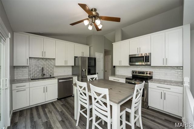 50 Chip Drive, O'fallon, MO 63366