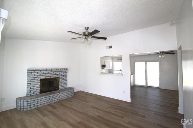 220 Galaxy, Bakersfield, CA 93308