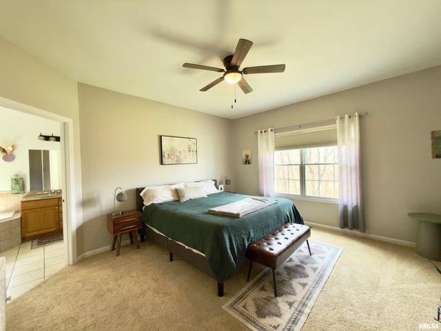 3501 N 72ND Road, Quincy, IL 62305