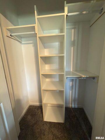 3501 N 72ND Road, Quincy, IL 62305