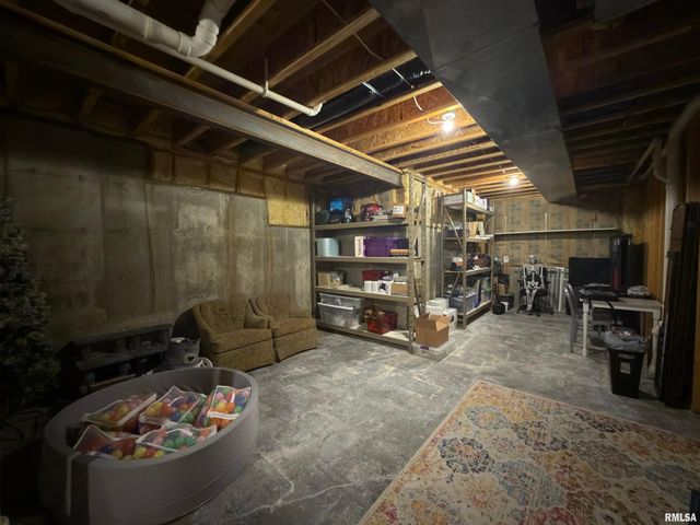 3501 N 72ND Road, Quincy, IL 62305