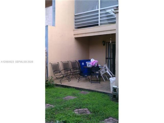 5975 NW 25th St, Sunrise, FL 33313
