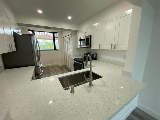 6320 Boca Del Mar Drive 406, Boca Raton, FL 33433