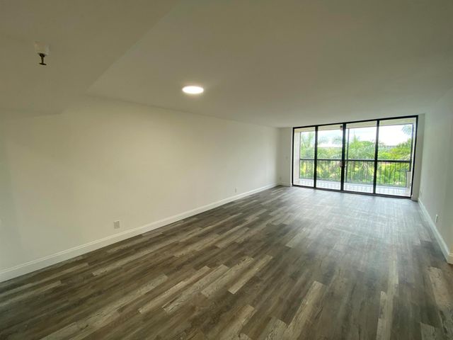 6320 Boca Del Mar Drive 406, Boca Raton, FL 33433
