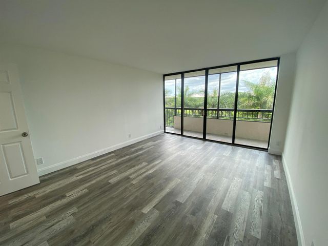6320 Boca Del Mar Drive 406, Boca Raton, FL 33433