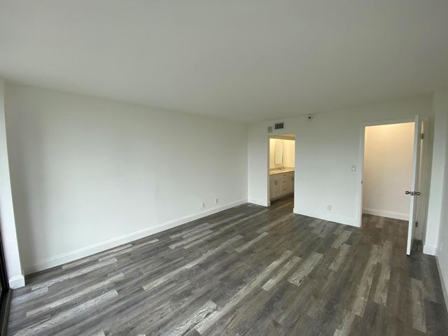 6320 Boca Del Mar Drive 406, Boca Raton, FL 33433