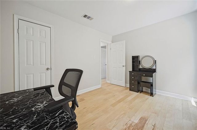 1461 Eddystone DR, Virginia Beach, VA 23464