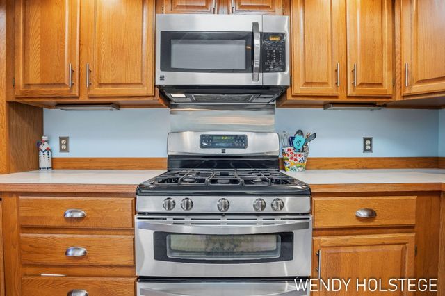 2135 Lakeridge Drive, Park Twp, MI 49424
