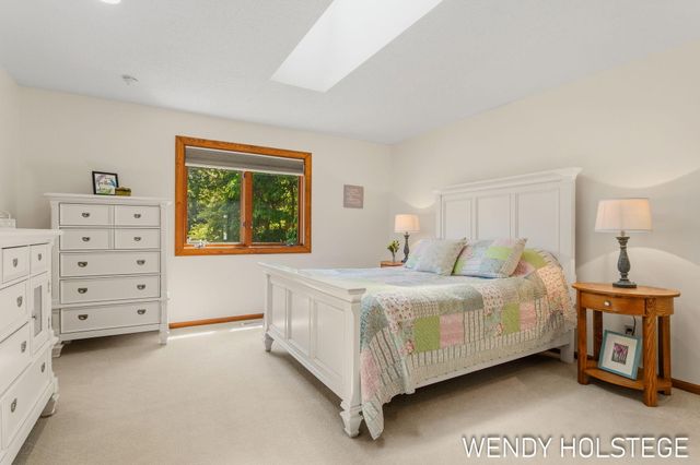 2135 Lakeridge Drive, Park Twp, MI 49424