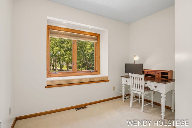2135 Lakeridge Drive, Park Twp, MI 49424