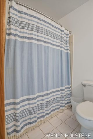 2135 Lakeridge Drive, Park Twp, MI 49424