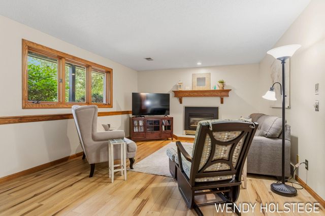 2135 Lakeridge Drive, Park Twp, MI 49424