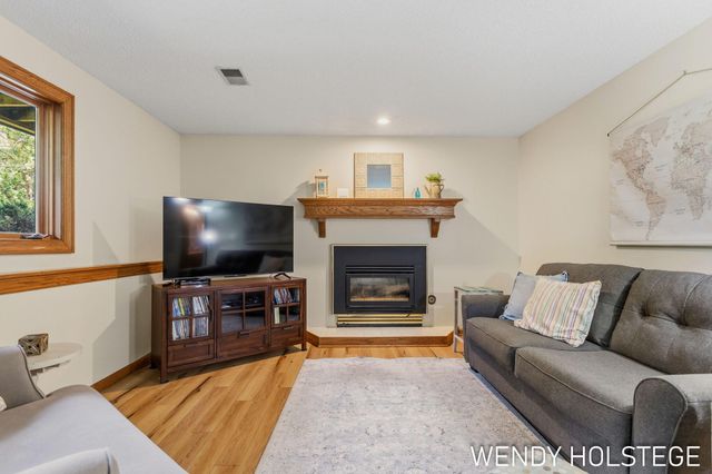 2135 Lakeridge Drive, Park Twp, MI 49424