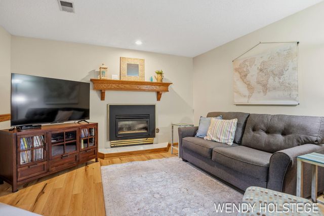 2135 Lakeridge Drive, Park Twp, MI 49424