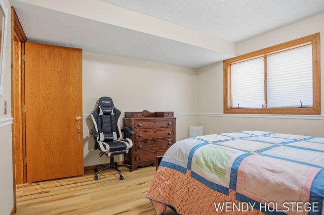 2135 Lakeridge Drive, Park Twp, MI 49424