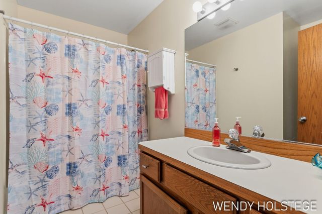 2135 Lakeridge Drive, Park Twp, MI 49424