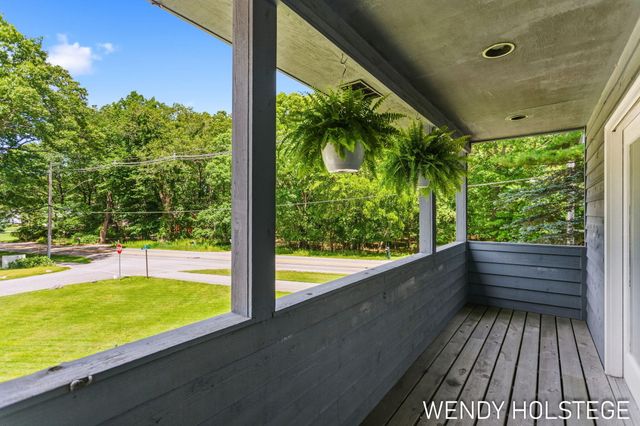 2135 Lakeridge Drive, Park Twp, MI 49424