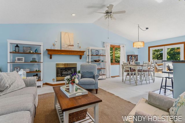 2135 Lakeridge Drive, Park Twp, MI 49424