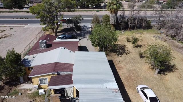 9743 ALAMEDA Avenue, Socorro, TX 79927