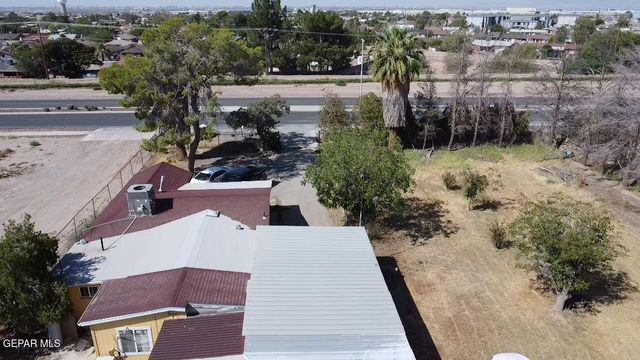 9743 ALAMEDA Avenue, Socorro, TX 79927