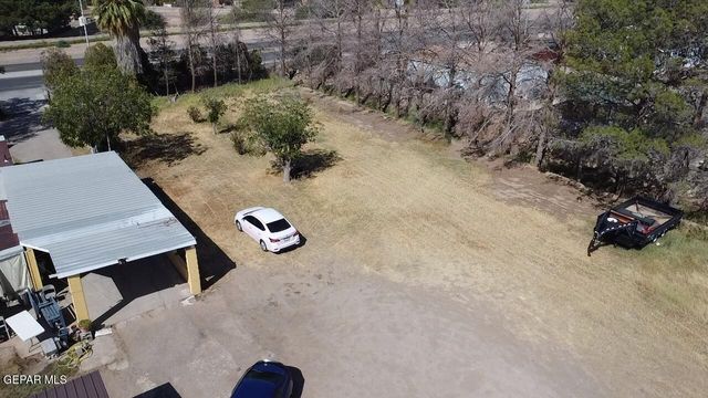 9743 ALAMEDA Avenue, Socorro, TX 79927