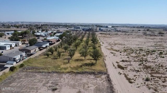 9743 ALAMEDA Avenue, Socorro, TX 79927