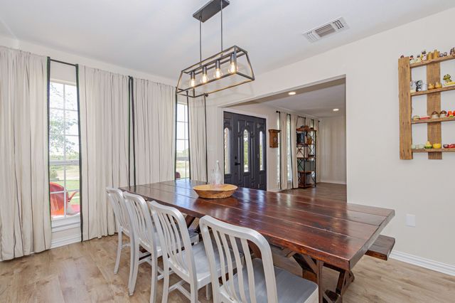 13508 Deussen Road, Ponder, TX 76259