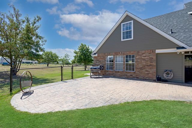 13508 Deussen Road, Ponder, TX 76259