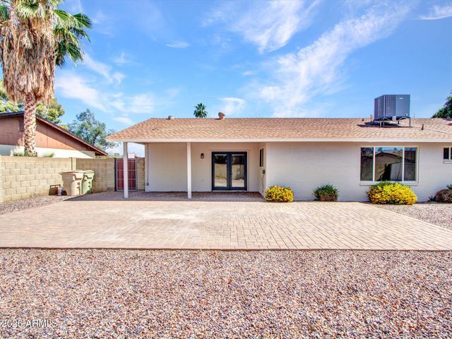 4915 W SHANGRI LA Road, Glendale, AZ 85304