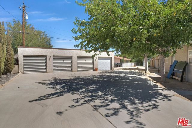 16340 Villa Drive, Victorville, CA 92395