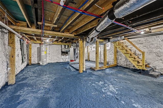 67 Burlington Avenue, Dayton, OH 45403