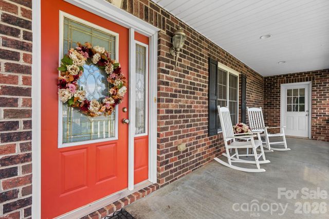 5693 Stonehenge Court, Granite Falls, NC 28630