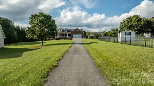 5693 Stonehenge Court, Granite Falls, NC 28630
