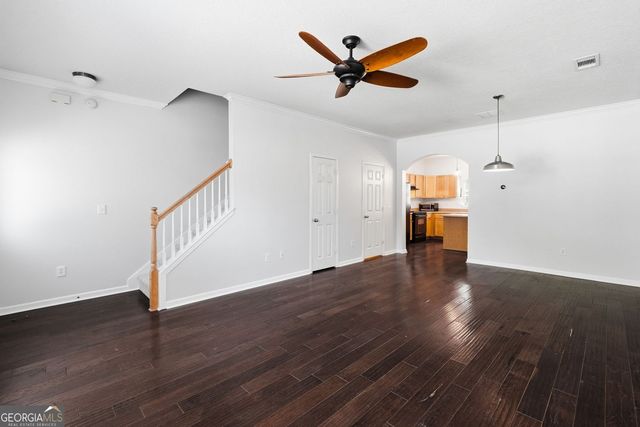 2086 Del Lago Circle, Kennesaw, GA 30152