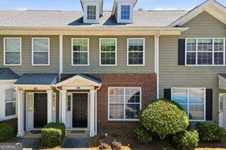 2086 Del Lago Circle, Kennesaw, GA 30152