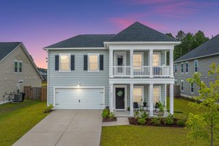231 Narrowleaf Avenue, Summerville, SC 29485