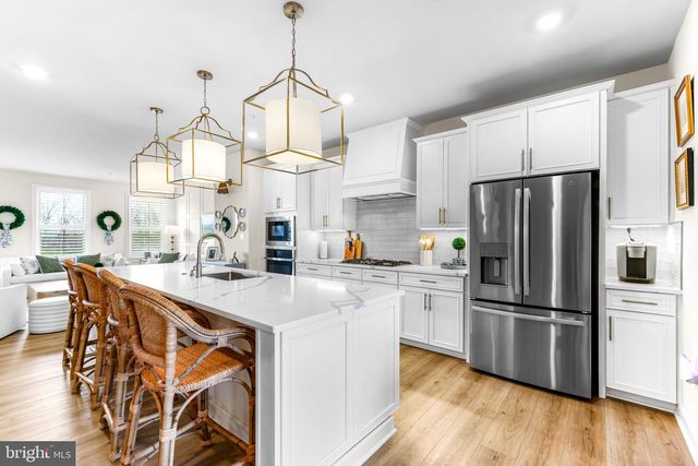 13717 HUNT VALLEY CT, Cockeysville, MD 21030