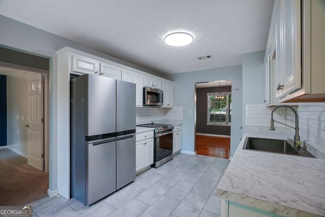 1419 Rainbow Circle, Griffin, GA 30224