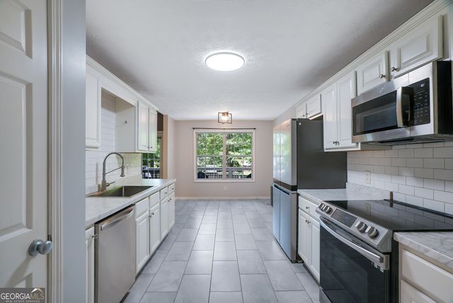 1419 Rainbow Circle, Griffin, GA 30224