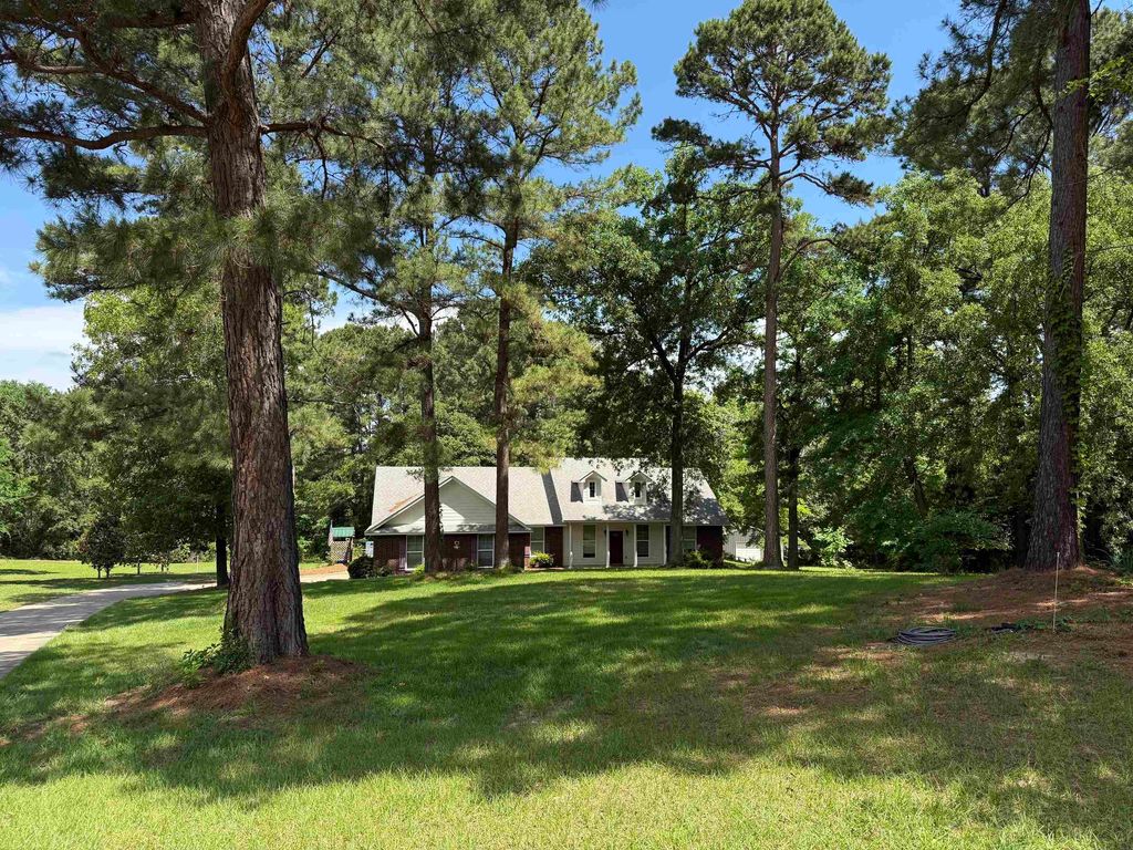 650 Widgeon Ln., Gilmer, TX 75645