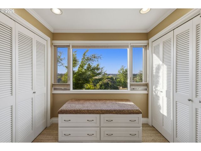 6840 BURNETT St, Salem, OR 97317
