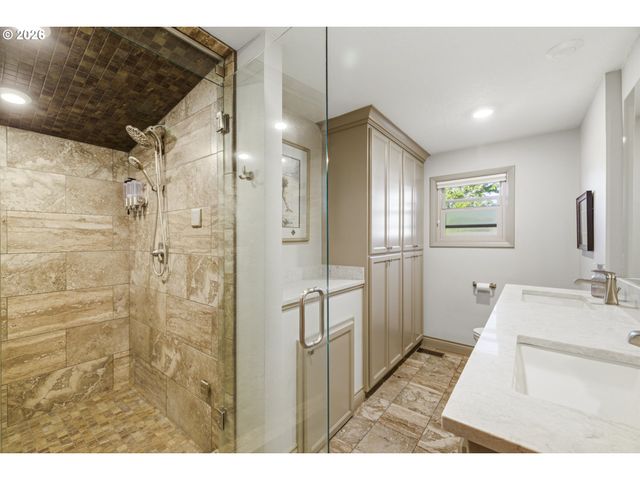 6840 BURNETT St, Salem, OR 97317