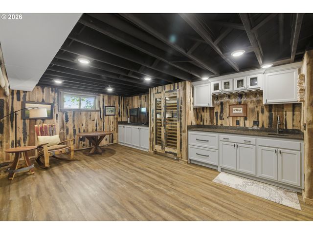 6840 BURNETT St, Salem, OR 97317