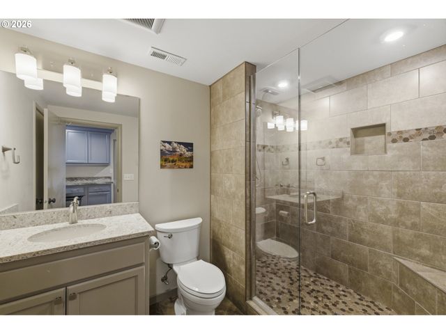 6840 BURNETT St, Salem, OR 97317