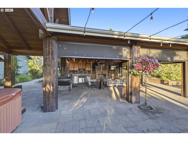 6840 BURNETT St, Salem, OR 97317