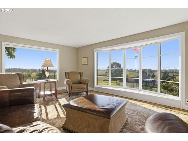 6840 BURNETT St, Salem, OR 97317