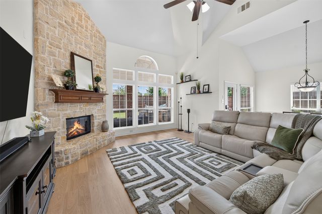 10256 Casetta Drive, Frisco, TX 75035