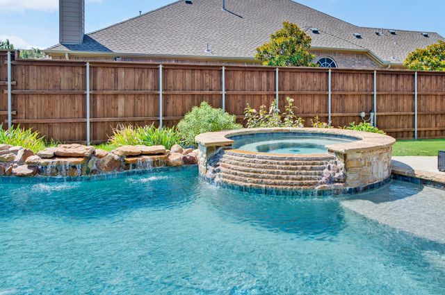 10256 Casetta Drive, Frisco, TX 75035