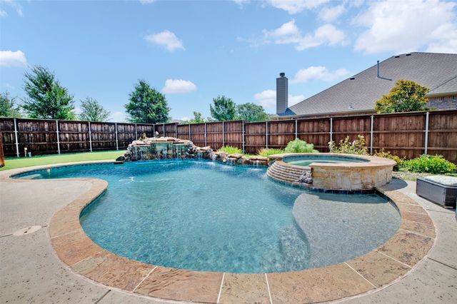 10256 Casetta Drive, Frisco, TX 75035